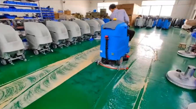 广安2023年还在用人工的物业保洁不妨试试洗地机吧