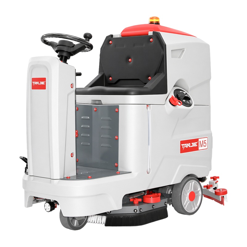 广安坦洁驾驶式洗地机M5【单刷】